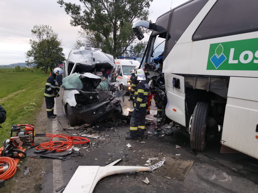 Accident Grav La R Nov Un T N R De De Ani I A Pierdut Via A